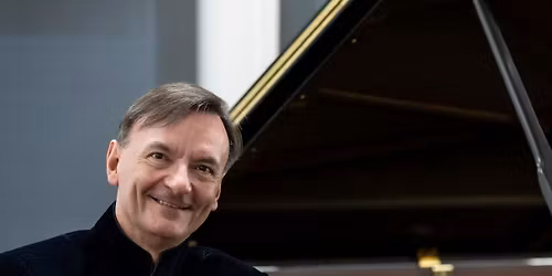 Vancouver Symphony Orchestra: Stephen Hough - Rachmaninoff's Third Piano Concerto