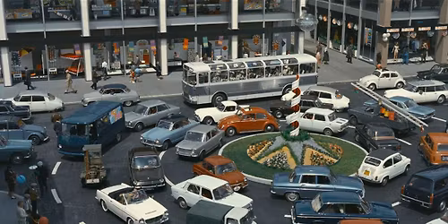 h\u00e1zimOZi \u2013 Playtime (1967) \u2013 olasz-francia filmszat\u00edra, 115 perc, r. Jacques Tati
