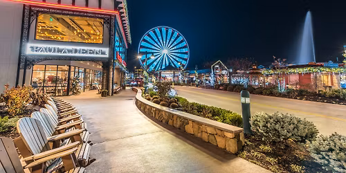 Paula Deen\u2019s Family Kitchen Book Signing