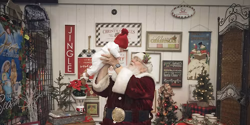 Photos with Santa at the SM