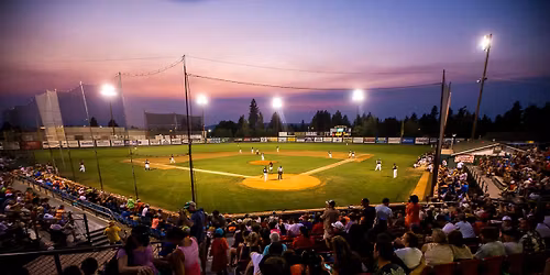 Bend Elks vs. Kelowna Falcons
