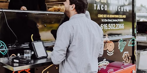 StrEATs Food Truck at Midtown Center