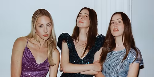 Parking Bas & The Hics