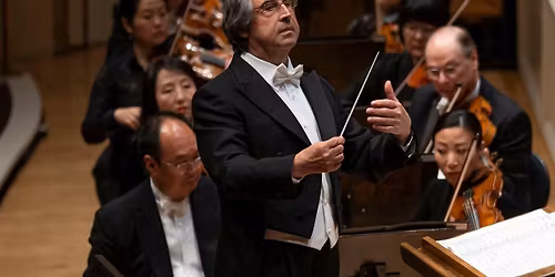 Chicago Symphony Orchestra - Strauss, Hindemith and Dvorak at Chicago Symphony Center