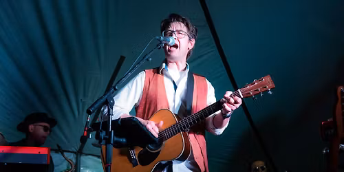 Jason Cartmell at Shotzees