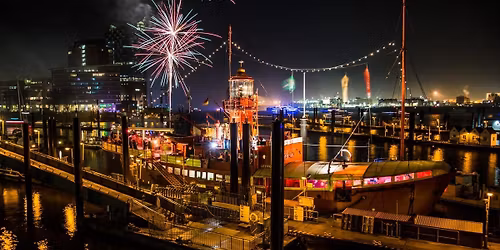 Feuerschiff-Silvestermen\u00fc im Restaurant oder Turmbar