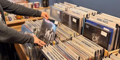 In Front Records Presents Vinylbeurs XL | Caf\u00e9 | Cpunt