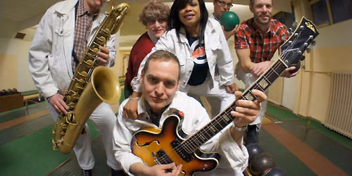 Rolando Random & The Young Soul Rebels+Slacktones-SkaPunk\/D+DJ Skalex