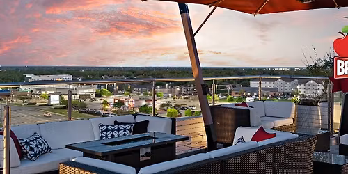 Reveille Rooftop Bar Music Series feat. Dallas Shipp