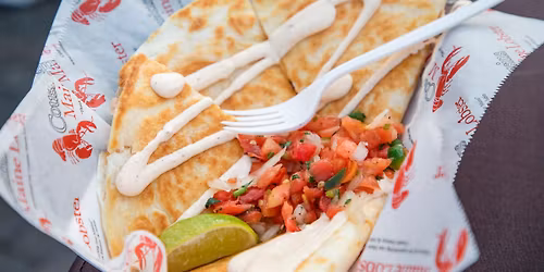 Cousins Maine Lobster Food Truck visits HUNTINGTON BEACH!!