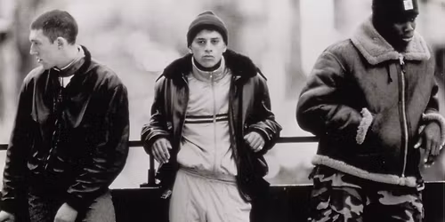 A gy\u0171l\u00f6let \/ La haine