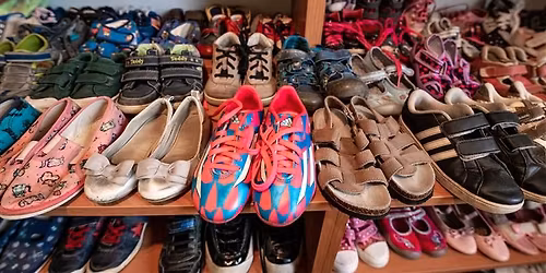 Svoz pou\u017eit\u00e9ho \u0161atstva Diakonie Broumov