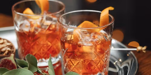 \ud83c\udf84 Christmas Eve at The 3 Swallows \ud83c\udf84