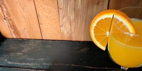 Wijn-mosa's & Words - The Red Tent