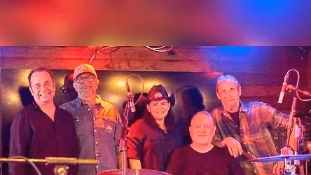 Tina Harbeck med Band