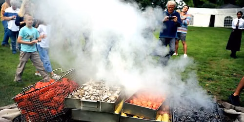 Blithewold Annual Family Clambake