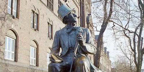 Walking tour in Copenhagen 1800-2026 - Hans Christian Andersen
