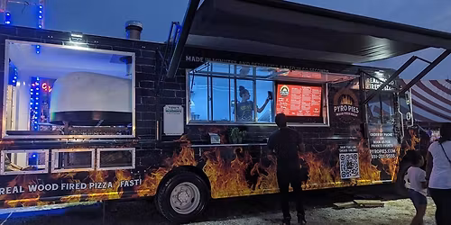 FLIP THE SWITCH TO LIGHT THE TULLAHOMA CHRISTMAS TREE. FOOD TRUCKS WANTED, CALL 931-455-3447 FOR APP