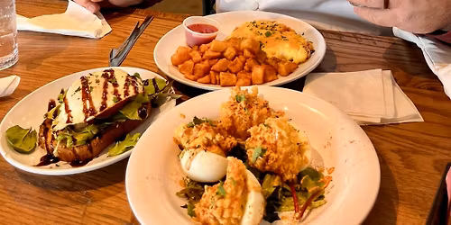 \u2728\ud83c\udf85\ud83c\udffcMeet Santa at the Brick\ud83c\udf85\ud83c\udffc \u2728