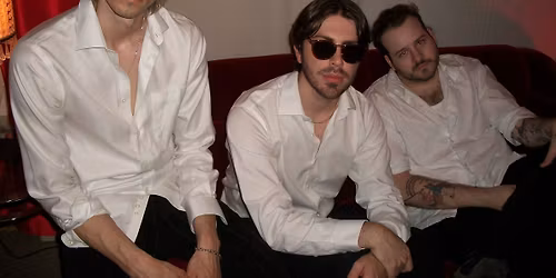 The KR\u00c4NBERRIES - Rock\/Alt\/Pop Rock Party Band