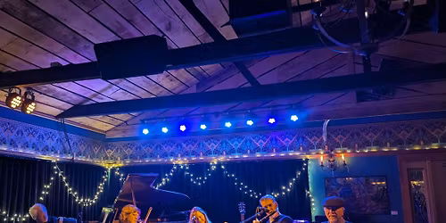 Slipjig at Cafe Carpe