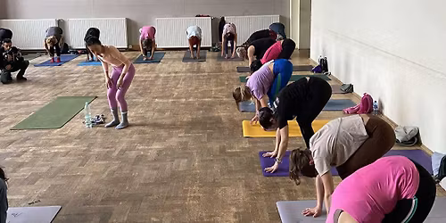 Aktywnie Charytatywna Joga z Me&We YOGA Studio 2025