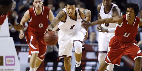 Stonehill Skyhawks at UMass Minutemen Mens Basketball