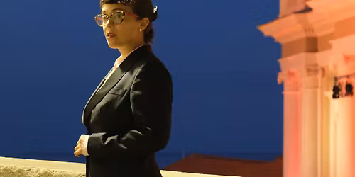 100 ans de Gatsby le Magnifique \u2014 'Velours, velours' A kind of cabaret