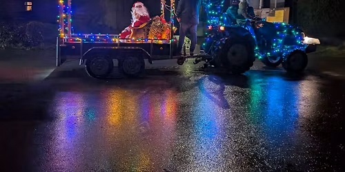 March\u00e9 de No\u00ebl Avec La Venue De P\u00e8re No\u00ebl en Tracteur