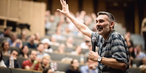 P\u00e1l Feri Sz\u00e1zhalombatt\u00e1n! Elegem van! Mit tegyek?