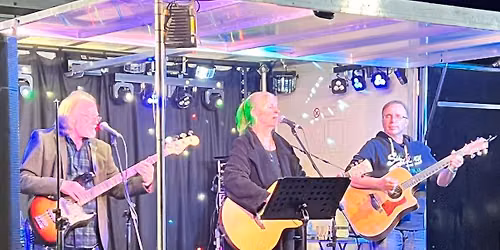 Miv, Kev and Dave Live at The Bull Inn, Pentraeth.