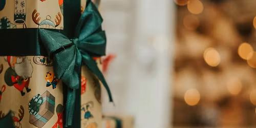 Aiken Hound & Home Magazine Holiday Market Mingle