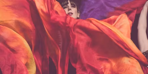 Sarah Lenka + R\u00e9becca