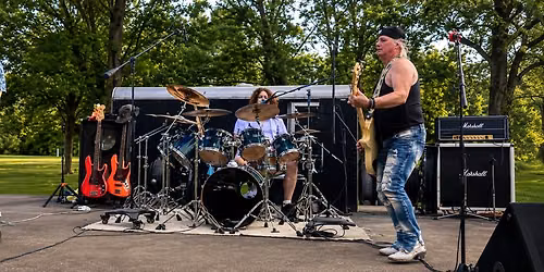 \u201c Splatter Fireworks \u201cPresent \u2018s \u201cStraight Away\u201d. In Concert \u201c