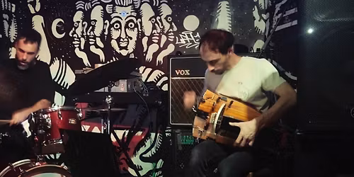 Man\u0153uvre \/ f \/ free rock \u00e0 texte