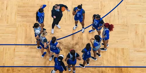 Parking Xavier Musketeers at Akron Zips Womens Basketball