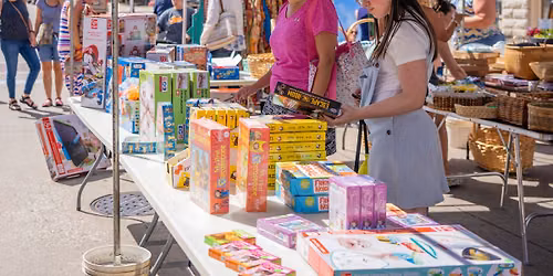 Sail Thru The Avenues Sidewalk Sales
