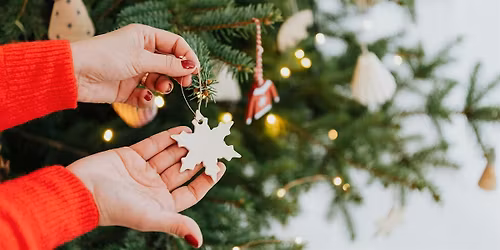 Free for Seniors: DIY Holiday Ornaments