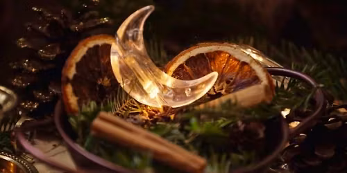 \ud83c\udf3fHandcrafted Holiday Apothecary Gifts\ud83c\udf81 