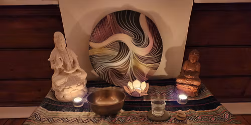 Candlelight Yoga w\/Live Music: Friday Dec. 19 @ 6:00 - 7:30 pm