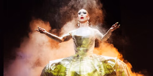 Sasha Velours at State Theatre Portland
