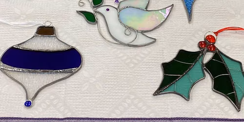 STAINED-GLASS: Holiday Sun Catcher !!!