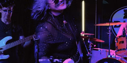 Neon Rose takes over the Honky Tonk!!