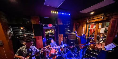 Sundog Returns to Bricks!