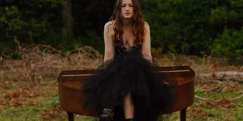 Meg Washington: Natural Beauty