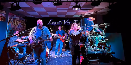 LV @ Calhouns Tiki Hut 