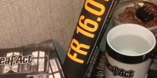 Merch beim Heavy New Year Volume 3