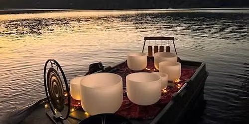 Sound bath on the lake