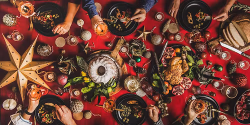 No\u00ebl by the Lake