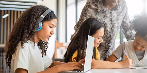 ThinkUKnow: Online Safety for Parents & Carers